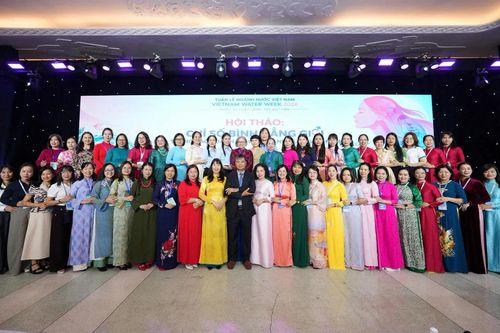 Thu hẹp khoảng cách giới, phát huy vai trò nữ lãnh đạo ngành Nước
