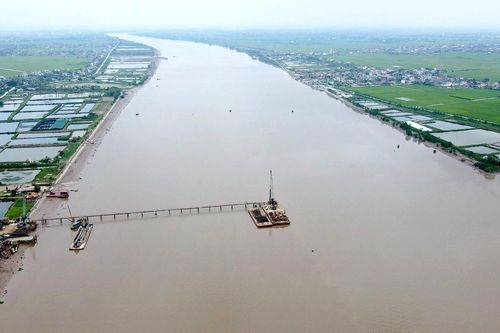 Ninh Bình: Hạn chế giao thông đường thủy trên sông Đáy do mưa lũ