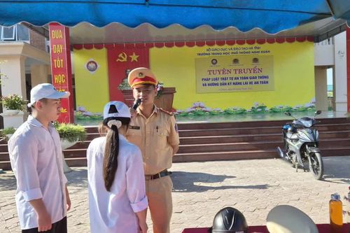Hà Tĩnh: Nâng cao nhận thức cho học sinh từ những buổi tuyên truyền an toàn giao thông