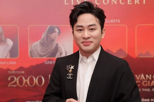 Tùng Dương chơi lớn trong live concert 50.000 người tại sân vận động Mỹ Đình