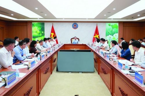 Dồn toàn lực cho mục tiêu tăng trưởng 2 con số
