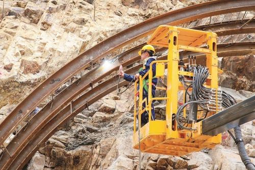 4 tháng dồn sức thực hiện kế hoạch của nửa năm