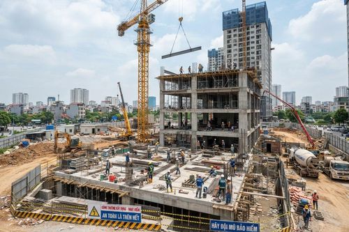 Thiếu nhân công, ngành xây dựng buộc phải đổi phương thức sử dụng lao động