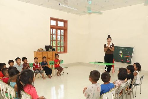 Đường đến trường không còn gieo neo