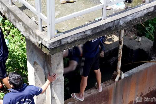 Tìm thấy thi thể nghi nam sinh mất tích tại miệng cống ở Hà Nội