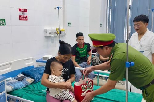 Ấm áp niềm vui trong dịp Tết Trung thu tại phân trại Bảo Thắng
