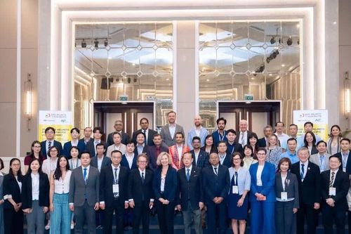 Hội thảo quốc tế về An toàn mũ bảo hiểm: Từ 'đội mũ' đến 'đội mũ đạt chuẩn'