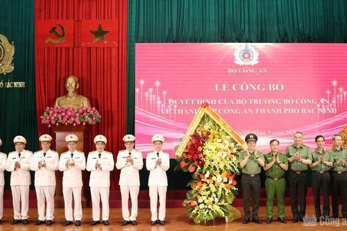 Công bố Quyết định thành lập Công an TP Bắc Ninh