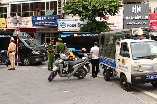 Xử lý nghiêm vi phạm dừng, đỗ gây ùn tắc giao thông
