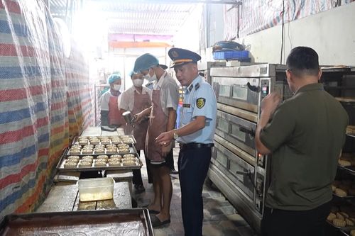 Cao điểm kiểm tra an toàn thực phẩm dịp Tết Trung thu