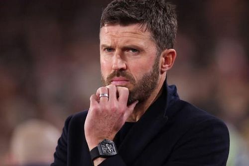 Manchester United chưa có kế hoạch thay Michael Carrick sau chuỗi trận thất bại