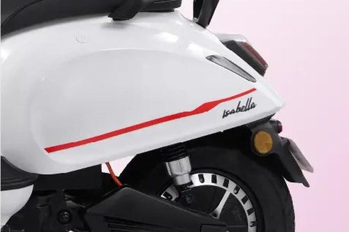 Lái xe máy điện giá 20 triệu đồng, cốp 21 lít, đi tới 200km/lần sạc dòng giá tốt nhiều phụ huynh muốn sở hữu