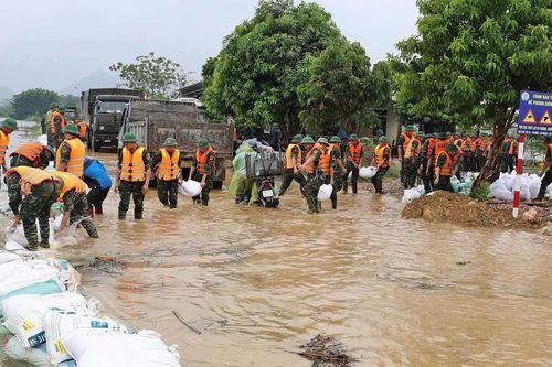 Miền Bắc kết thúc mưa lớn, miền Trung mưa kéo dài những ngày tới