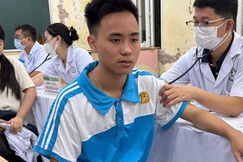 Thủ tướng yêu cầu đẩy nhanh khám sức khỏe, tránh trùng lặp và lãng phí