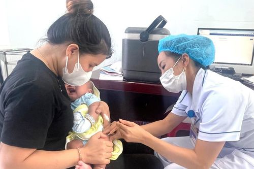 Bộ Y tế phản hồi kiến nghị liên quan đến chế độ trực, phụ cấp chống dịch