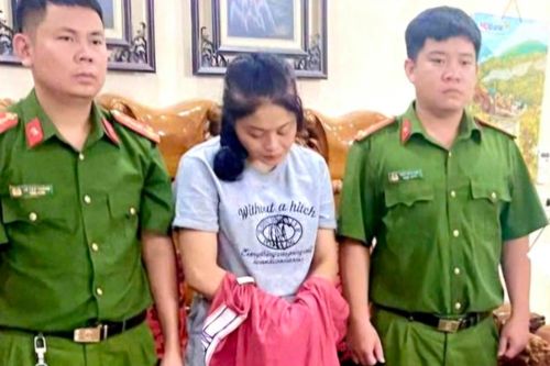 Biết bạn đang mang thai vẫn đưa ma túy cho sử dụng