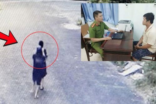 Đang đi bộ, người phụ nữ bất ngờ bị giật phăng dây chuyền