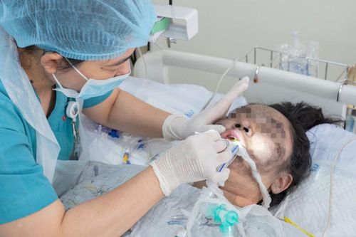 Thiếu nữ bỏng 91% cơ thể, nguy kịch sau vụ cháy nhà 4 tầng tại TPHCM