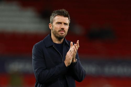 Carrick xóa sổ nhóm thủ lĩnh tại MU