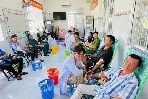 An Giang: Vĩnh Thuận tiếp nhận 67 đơn vị máu tình nguyện đợt 2