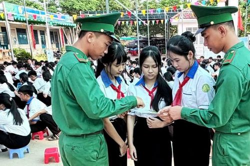 Biên phòng Vĩnh Hội Đông tăng cường phòng, chống đuối nước mùa nước nổi