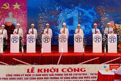Khởi công khôi phục dòng chảy, tạo cảnh quan môi trường 13,7km sông Hồng