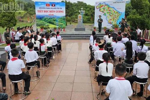 'Tiết học biên cương' khơi dậy trách nhiệm thiêng liêng