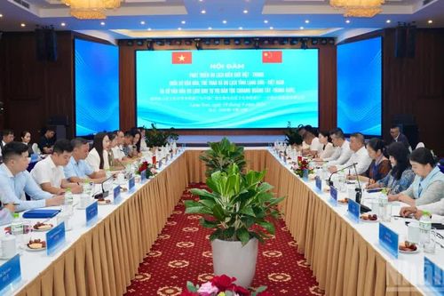 Thúc đẩy phát triển du lịch biên giới Việt - Trung