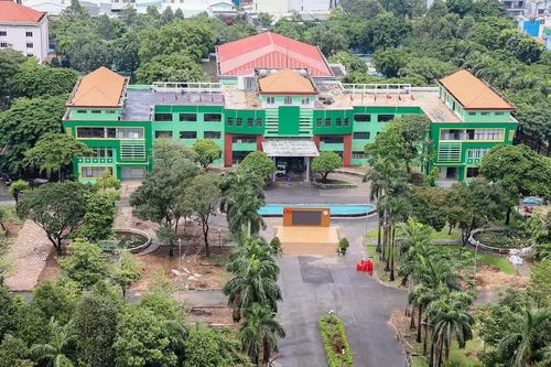 Nhiều trụ sở dôi dư được chuyển thành trường học, bệnh viện