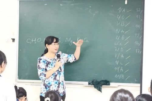 Rèn khả năng phản biện cho học sinh giỏi thời AI