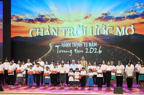 Hành trình 15 năm chắp cánh ước mơ cho 169 học sinh nghèo