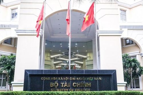 Bộ Tài chính chủ động kết nối nhà đầu tư quốc tế, củng cố niềm tin thị trường vốn