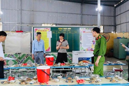 Công an Hải Phòng bảo vệ sức khoẻ học sinh trước nguy cơ thực phẩm bẩn