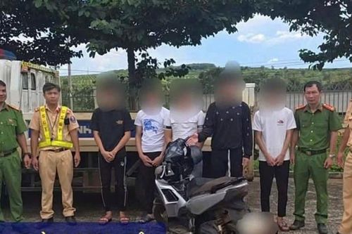 CSGT Gia lai vào cuộc xác minh clip nhóm thanh thiếu niên không đội mũ bảo hiểm
