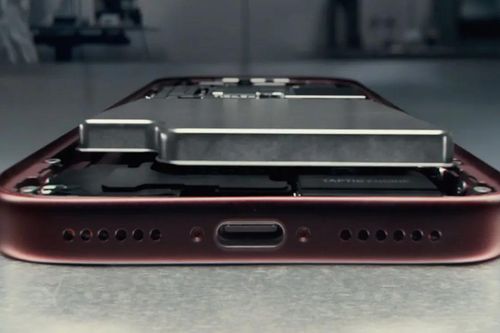 iPhone 18 Pro Max có mức phí thay pin, sửa chữa gây 'choáng'