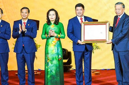 Công bố Nghị quyết thành lập thành phố Bắc Ninh