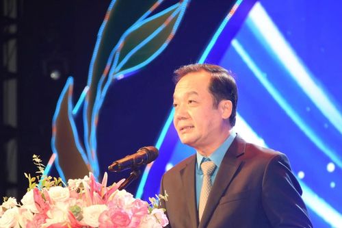 Công nghệ chỉ là công cụ, con người mới tạo ra giá trị