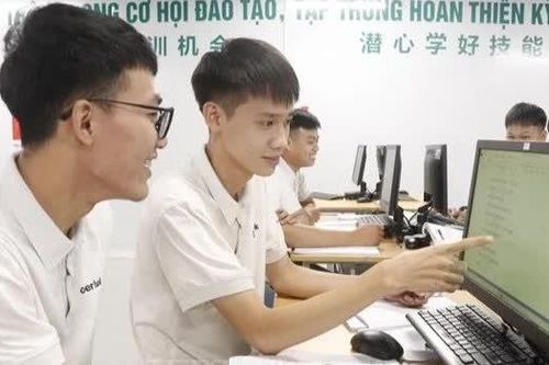 Mở rộng tự chủ trong hợp tác, đầu tư quốc tế về giáo dục