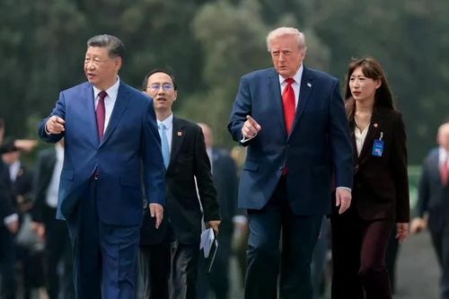 Ông Trump đón ông Tập: Tiệc xa hoa và những màn mặc cả căng thẳng