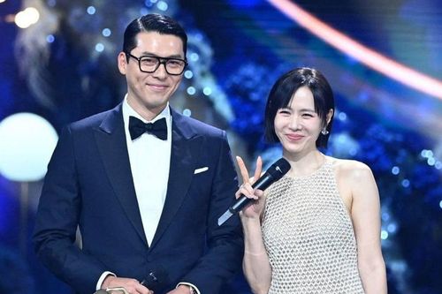 Son Ye Jin tiết lộ lý do luôn che mặt Hyun Bin