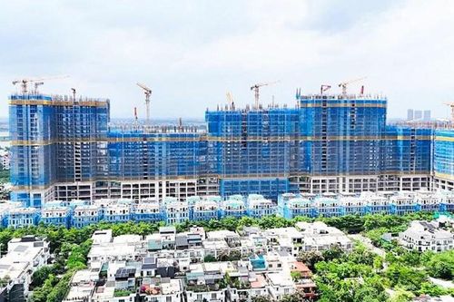 Tín dụng bất động sản tăng mạnh