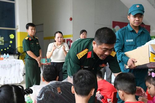 Tây Ninh chăm lo Tết Trung thu cho trẻ em khó khăn