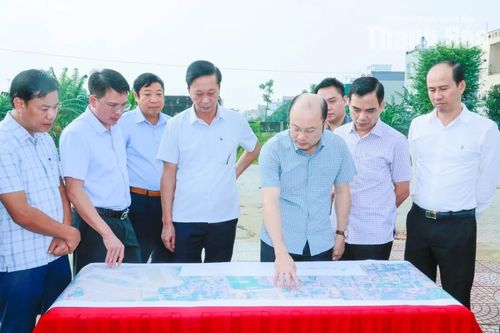 Kiểm tra tiến độ giải ngân vốn đầu tư công tại các dự án giao thông, thủy lợi