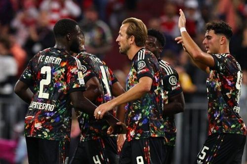 Kane cùng Olise thăng hoa, Bayern nã 7 bàn vào Union Berlin