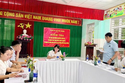 Công tác kiểm tra, giám sát tại Đảng bộ xã Phú Thuận: Phát huy nhân tố tích cực, gắn trách nhiệm người đứng đầu