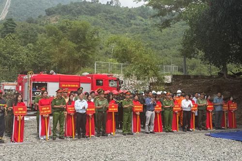 Nhà máy Thủy điện Đa Nhim tổ chức thực tập phương án chữa cháy, cứu nạn, cứu hộ