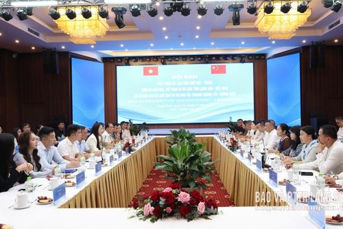 Hội đàm phát triển du lịch biên giới Việt - Trung