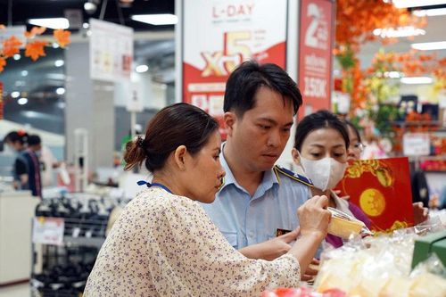 Kiểm tra an toàn thực phẩm dịp Tết Trung thu