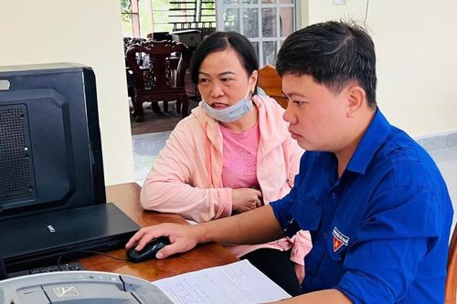 Đạ Tẻh 2 đẩy mạnh chuyển đổi số, nâng cao hiệu quả phục vụ người dân