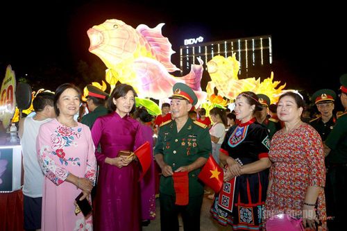 Kiến tạo nền công nghiệp văn hóa
